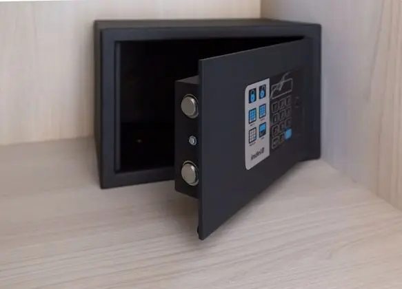 Deluxe Tek Büyük veya İki Ayrı Yataklı Oda, Teras