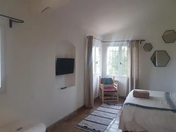 Tek Büyük Yataklı Oda (Lin)