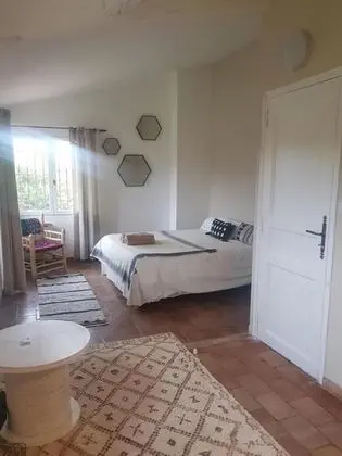 Tek Büyük Yataklı Oda (Lin)