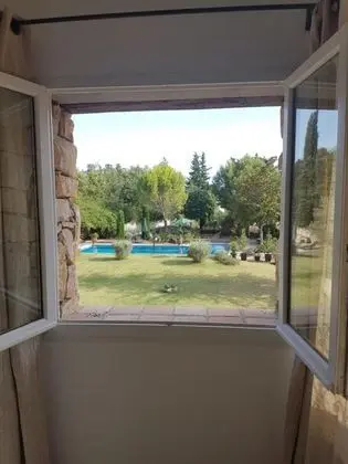 Tek Büyük Yataklı Oda (Lin)