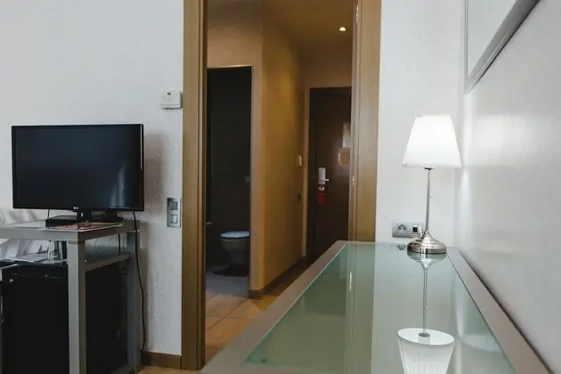 Üç Kişilik Oda, 3 Tek Kişilik Yatak
