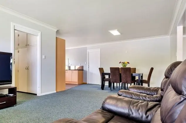 Standard Oda, Sigara İçilmez, Mutfak (3 Bedroom Unit -1 queen and 4 single )
