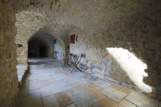 Classic Tek Büyük Yataklı Oda, Havuz Kullanımı, Avlu (La Liberté)