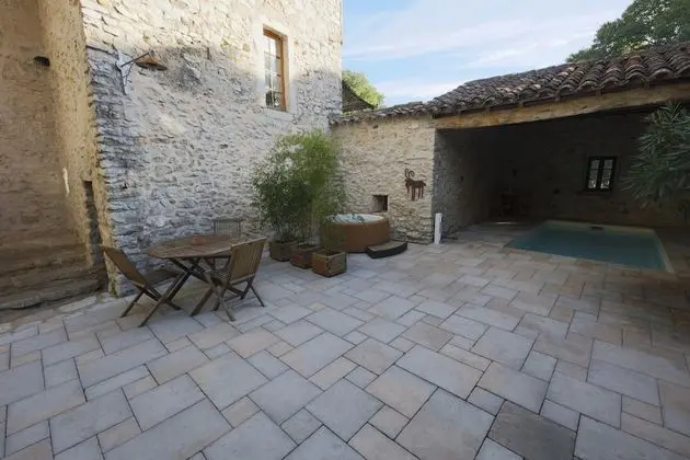 Classic Tek Büyük Yataklı Oda, Havuz Kullanımı, Avlu (La Liberté)