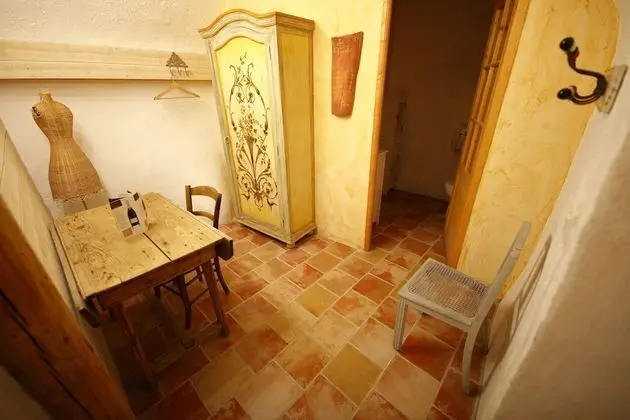 Premium Tek Büyük Yataklı Oda, Havuz Kullanımı, Havuz Manzaralı (Les Sentiments)