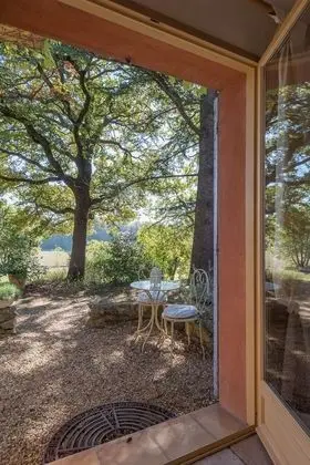 Dört Kişilik Oda, Sigara İçilmez (Paneloux)