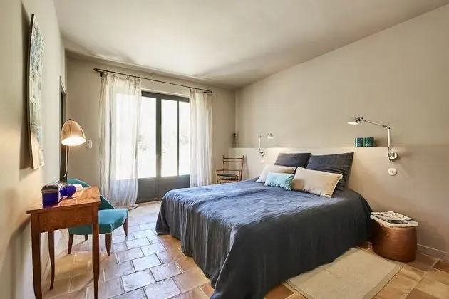 Tek Büyük Yataklı Oda, Bahçe Manzaralı