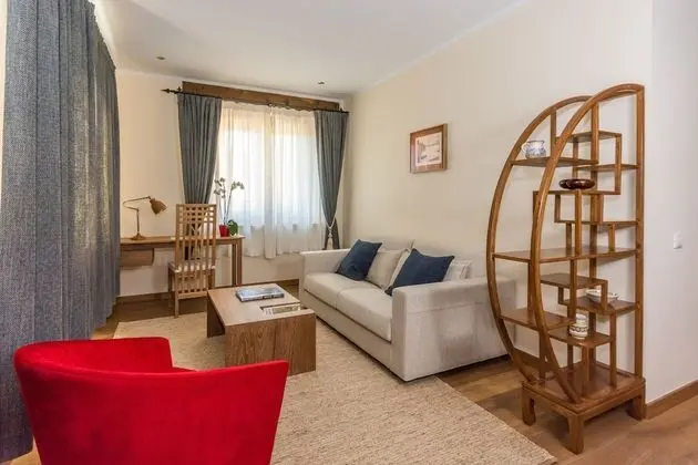 Junior Süit, 1 En Büyük (King) Boy Yatak, Köşe