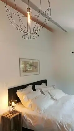 Family Oda, Bahçe Manzaralı