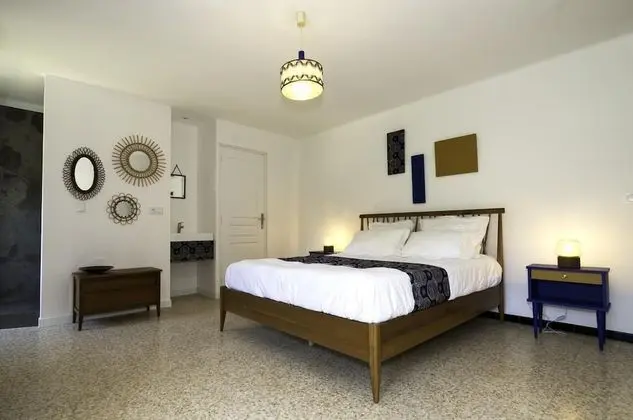 Tek Büyük Yataklı Oda, Bahçe Manzaralı