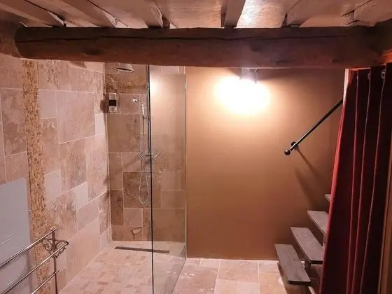 Tek Büyük Yataklı Oda, Sauna
