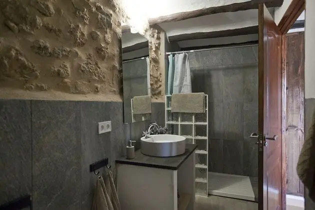 Tek Büyük veya İki Ayrı Yataklı Oda, Dağ Manzaralı