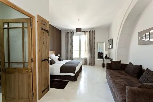 Superior Tek Büyük veya İki Ayrı Yataklı Oda, Teras, Bahçe Manzaralı