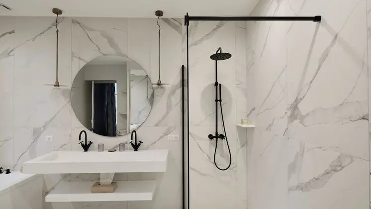 Superior Tek Büyük veya İki Ayrı Yataklı Oda, Teras, Bahçe Manzaralı