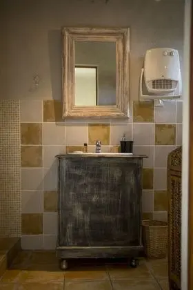 Üç Kişilik Oda, Zemin Kat (Vannier)