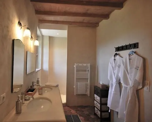 Tek Büyük veya İki Ayrı Yataklı Oda (La Boissière)