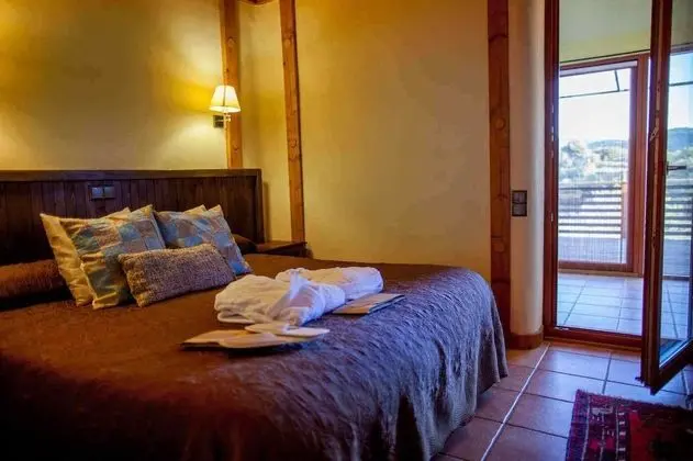 Tek Büyük Yataklı Oda, Balkon, Dağ Manzaralı