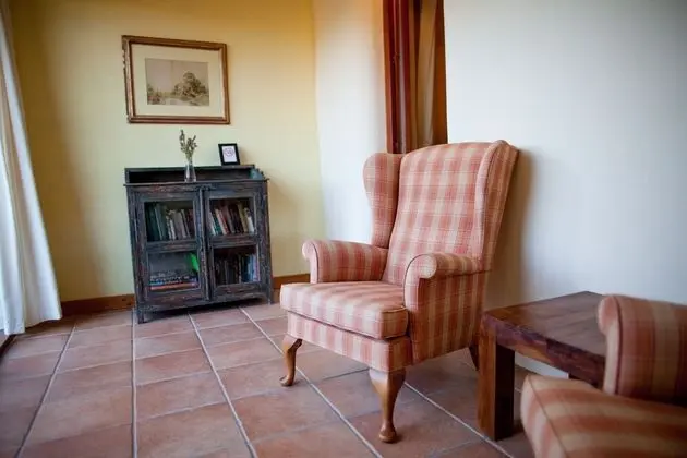 Tek Büyük Yataklı Oda, Balkon, Dağ Manzaralı