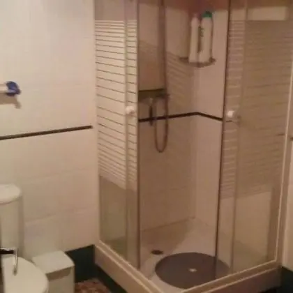 Üç Kişilik Oda (Blava)