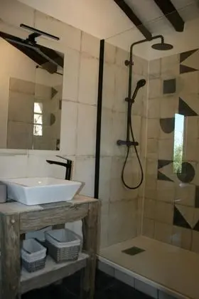 Deluxe Stüdyo, Özel Banyo (Studio)
