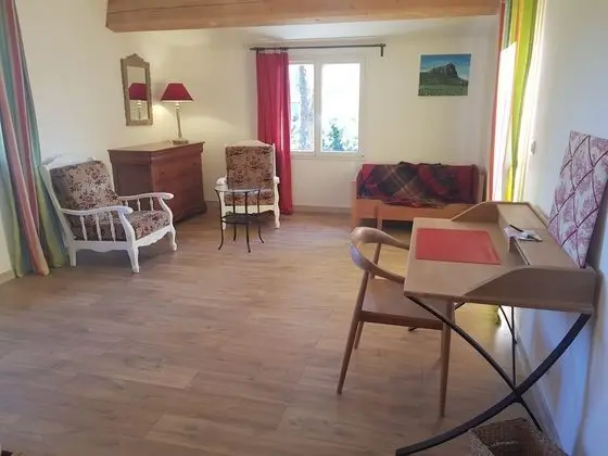 Family Süit, Balkon