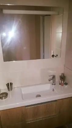 Tek Büyük Yataklı Oda (Arlesienne)