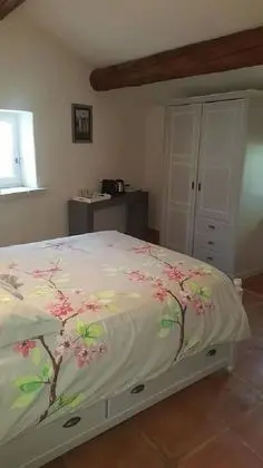 Tek Büyük Yataklı Oda (Camargue)