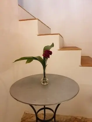 Deluxe Oda, 1 En Büyük (King) Boy Yatak ve Çekyat, Sigara İçilmez, Bahçe Manzaralı (H1)