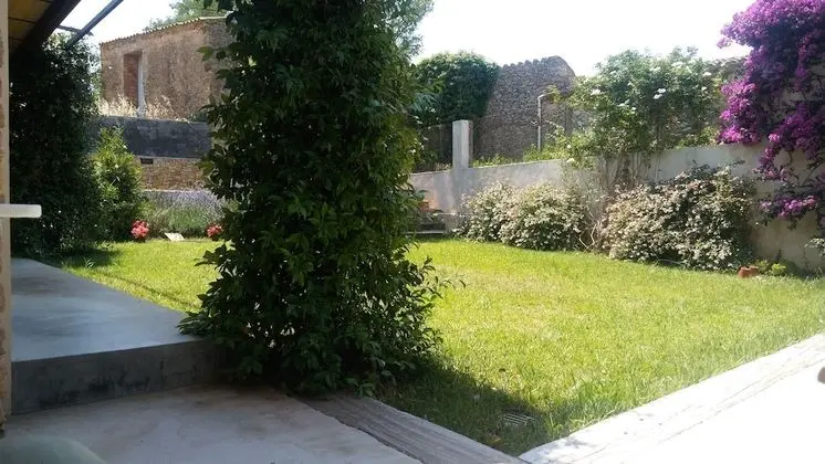 Deluxe Oda, 1 En Büyük (King) Boy Yatak ve Çekyat, Sigara İçilmez, Bahçe Manzaralı (H1)