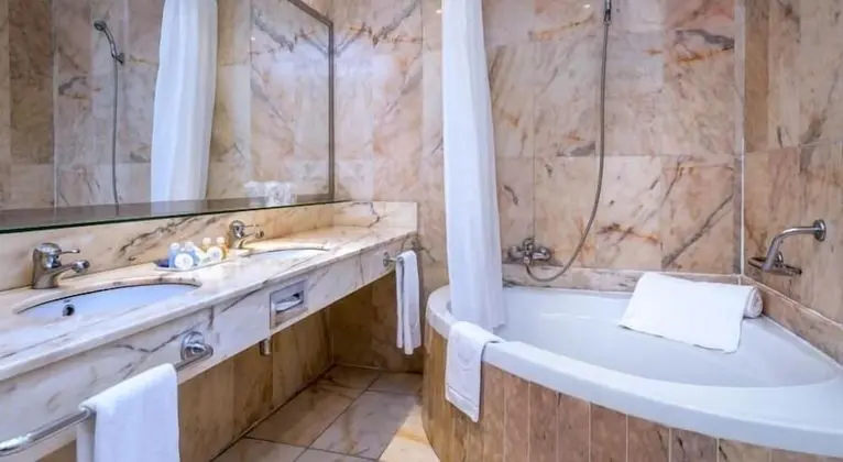 Üç Kişilik Oda (3 Adults)