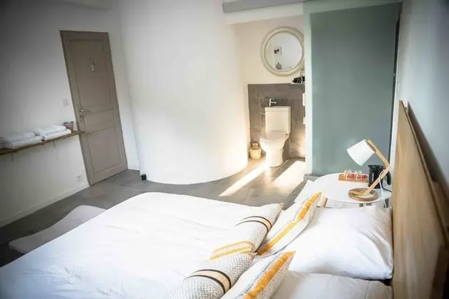 Tek Büyük Yataklı Oda (Chic)