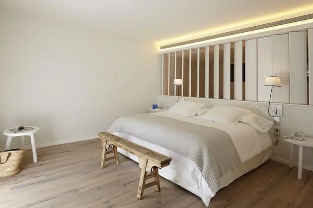 Süit, Bahçe Manzaralı (with Terrace/Balcony)