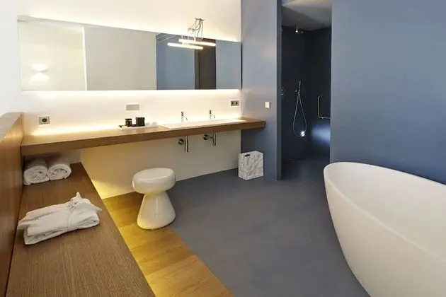 Süit, Bahçe Manzaralı (with Terrace/Balcony)