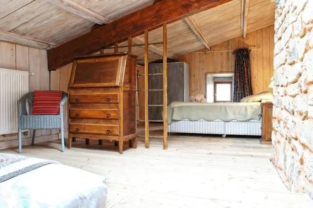 Tek Büyük veya İki Ayrı Yataklı Oda (Chambre Châtaignier)