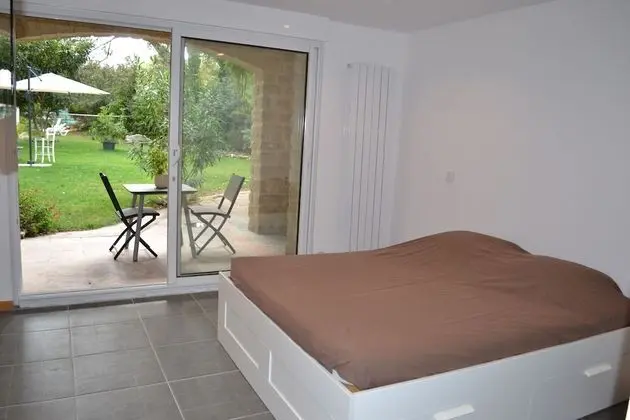 Apart Daire, Teras (Le Laurier)