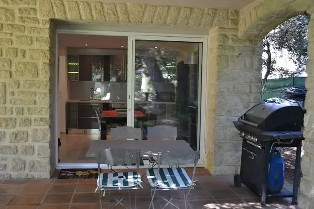 Apart Daire, Teras (Le Neslier)