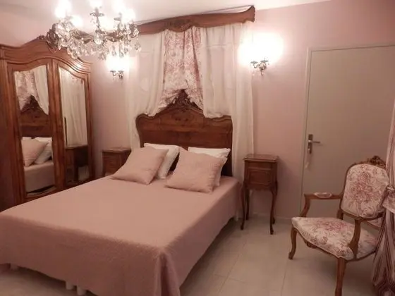 Tek Büyük Yataklı Oda (Manoir)