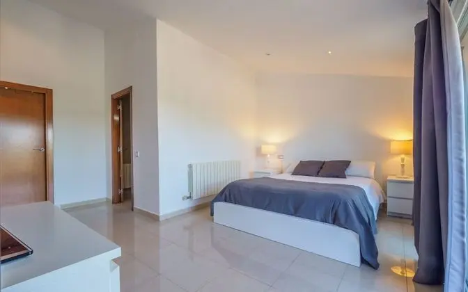 Villa, 4 Yatak Odası, Kişiye Özel Havuzlu