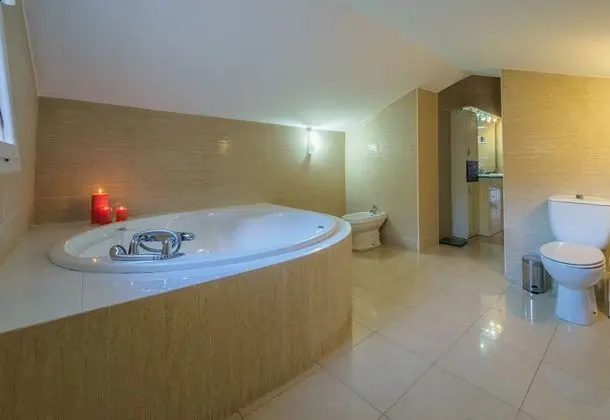 Villa, 4 Yatak Odası, Kişiye Özel Havuzlu