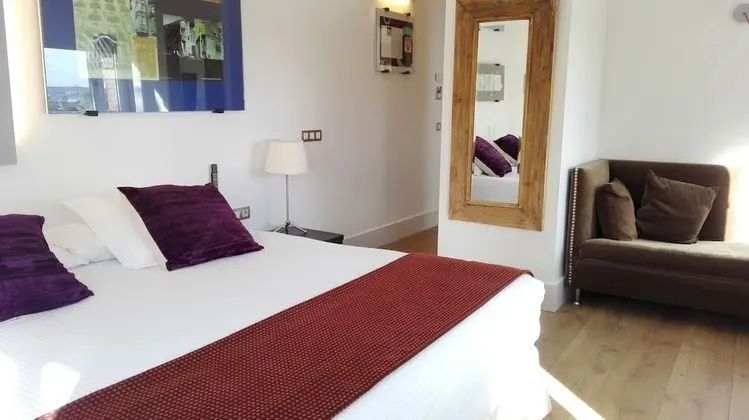 Basic Tek Büyük Yataklı Oda (Modernista)