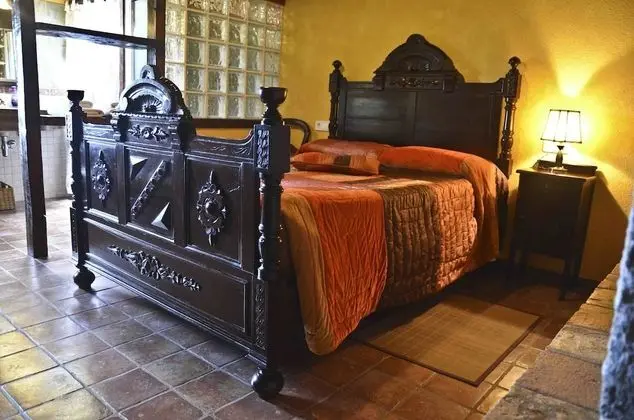 Tek Büyük Yataklı Oda, Özel Banyo (Sajolida)