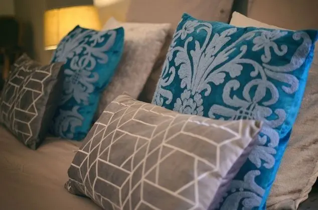 Deluxe Oda (Lacoste)