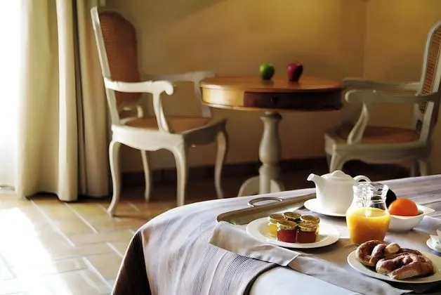 Junior Stüdyo Süit