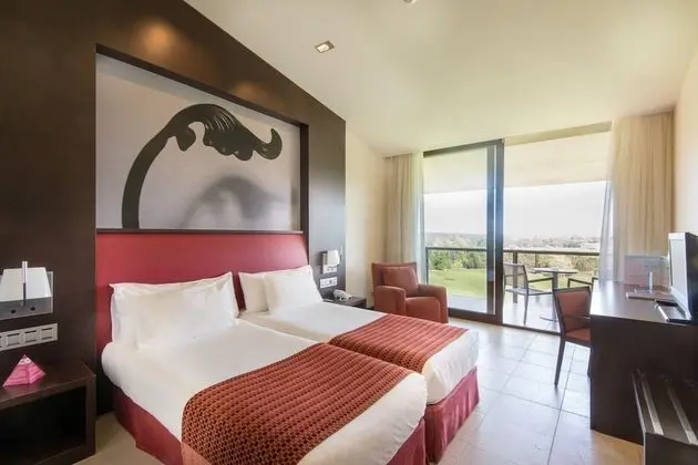 Oferta Relax Double room with Spa Access, massage & sport activity (2h bicycle or 1h tennis court)