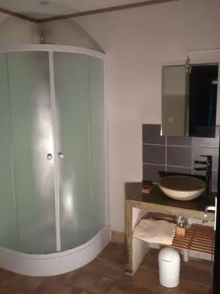 Basic Tek Büyük Yataklı Oda, 1 Büyük (Queen) Boy Yatak, Sigara İçilmez