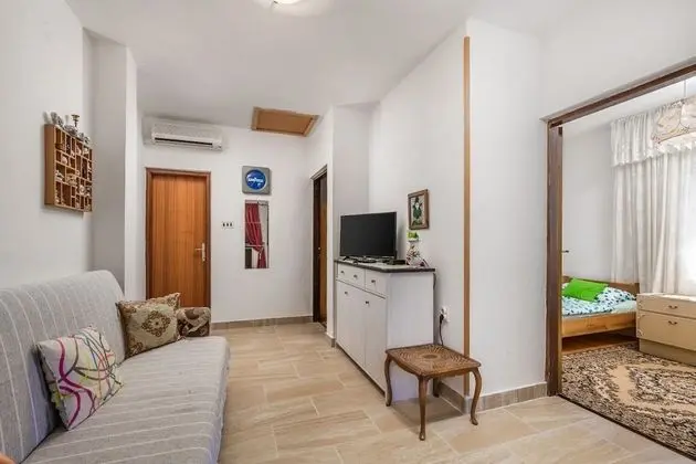 Apart Daire (Masa - 150 m from beach - A1(4+1))