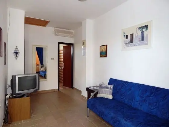 Apart Daire (Masa - 150 m from beach - A2(4+1))