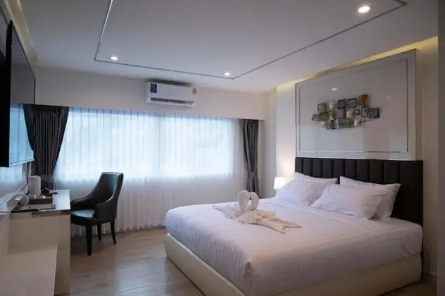 Deluxe Tek Büyük Yataklı Oda