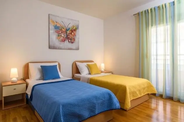 Apart Daire (Maša - modern sea view apartment - A)