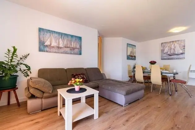 Apart Daire (Maša - modern sea view apartment - A)